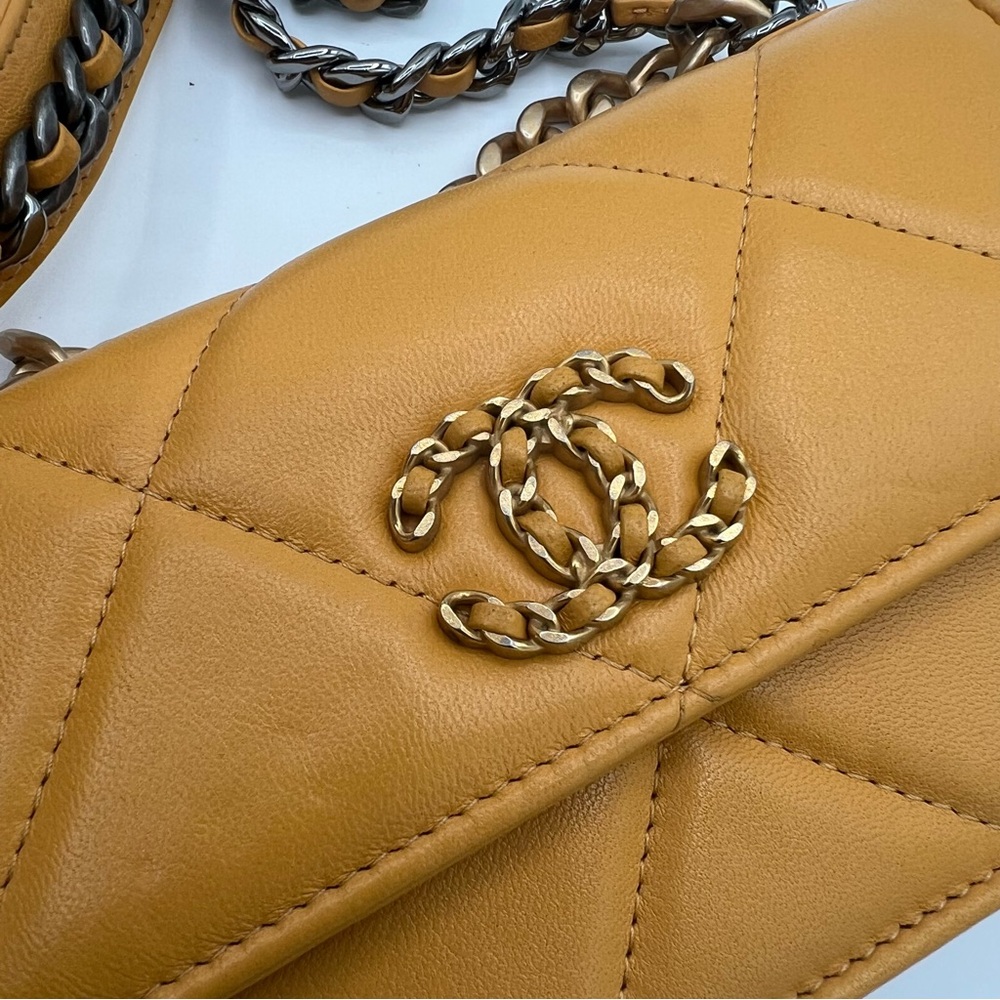 Chanel 19 Wallet On Chain Lambskin mustard yellow shoulder bag❤️ - Picture 8 of 13